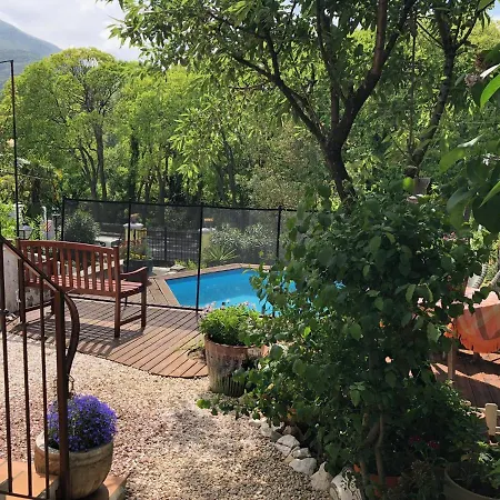 La Sala Apartmán Amélie-les-Bains-Palalda